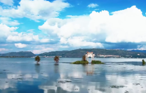 天上火命和炉中火命和财吗