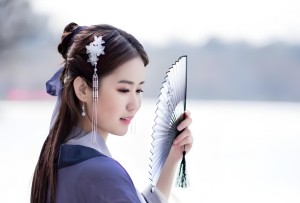 五种易嫁给劣质男的女人面相特征