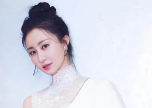 六爻占卜眼皮跳测吉凶预兆