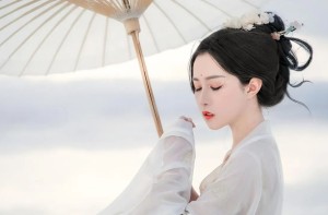 什么女人面相容易出轨背叛男人