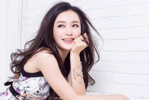 什么面相的女人最伤夫