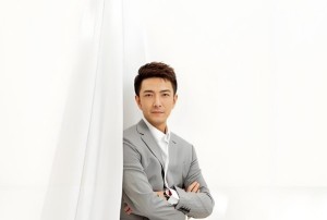 什么面相的男人有钱不变坏呢