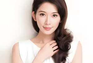 两个眼睛大小不一样的面相代表什么