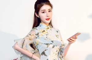 让人不得不爱的女人面相特征分析