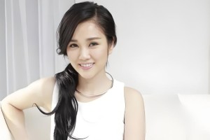 眉压眼是什么意思