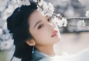 五大最败家的女人面相特征分析