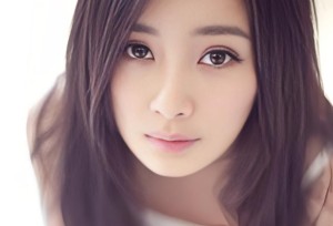 从眼角口角看你是否容易相处的