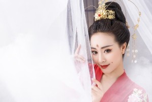 什么面相的女人不愿早早结婚呢