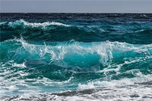 梦见大海或湖水是什么意思？