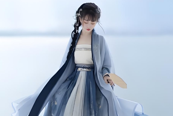 啥面相的女人女人越傻越有福气