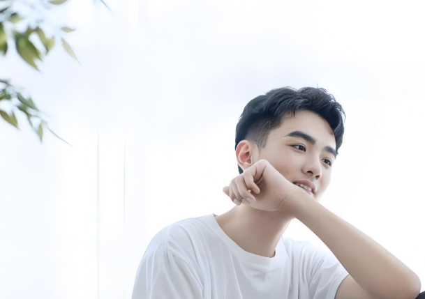 小心口蜜腹剑的男人面相